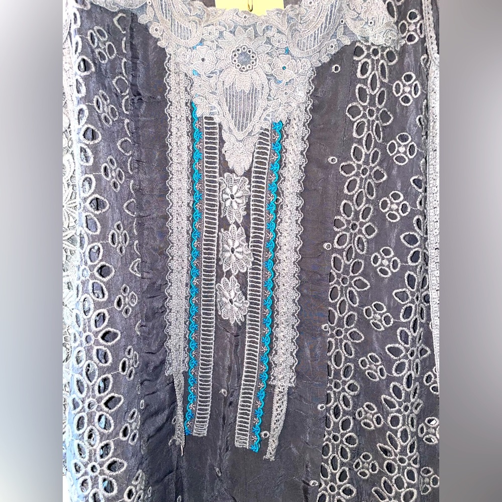 NWT!! Johnny Was Size M Gray/Blue Lucky Tank🐺 - Picture 5 of 6